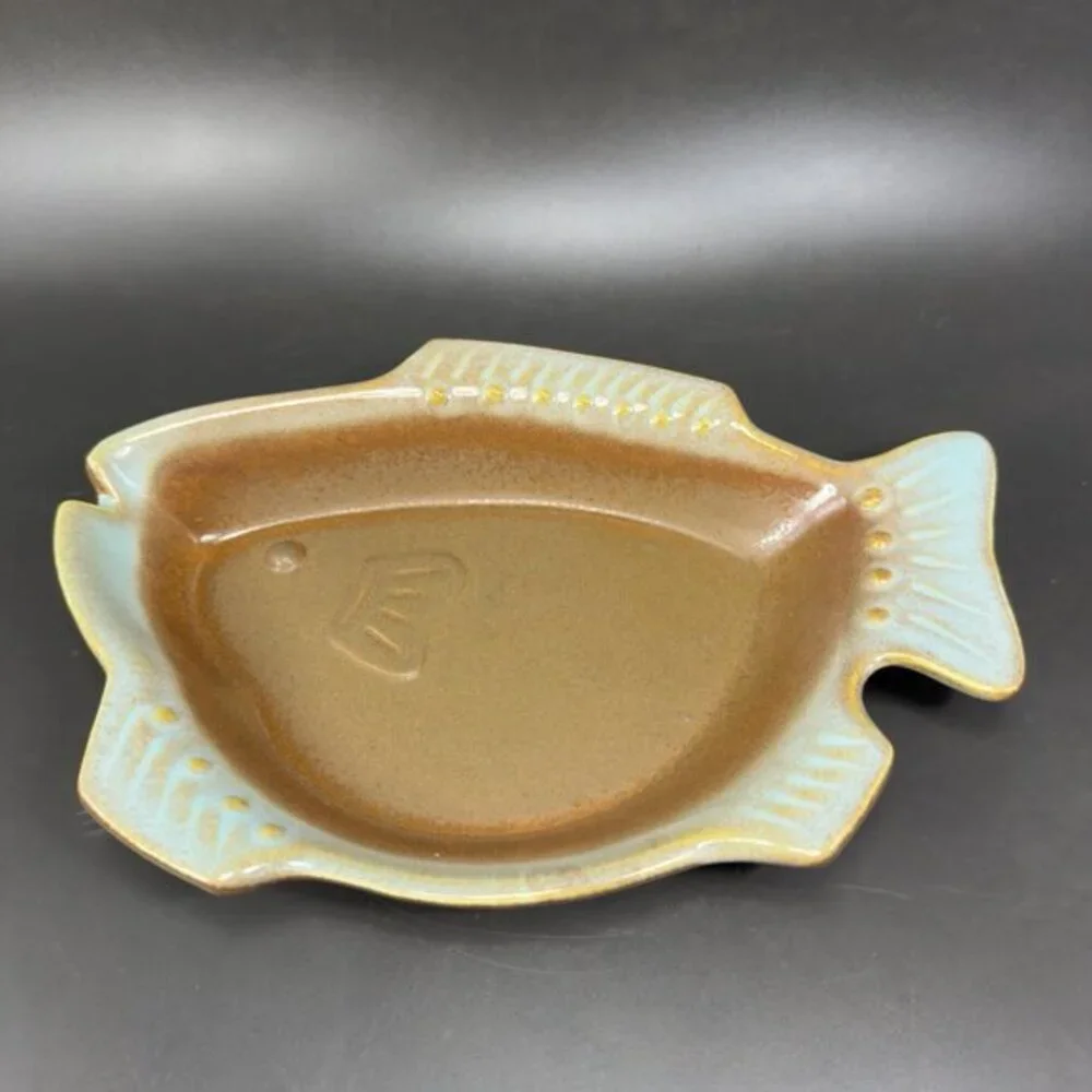 Vintage Hand Made Pottery Fish Shaped‎ Dish Bowl Container USA Pottery Stoneware